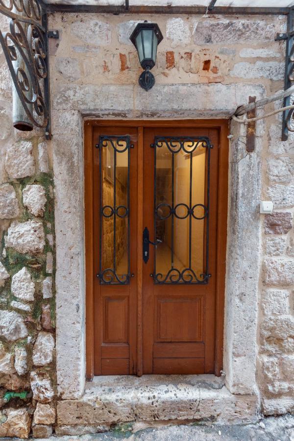 Apartment Amigo 2 Old Town Kotor Kültér fotó