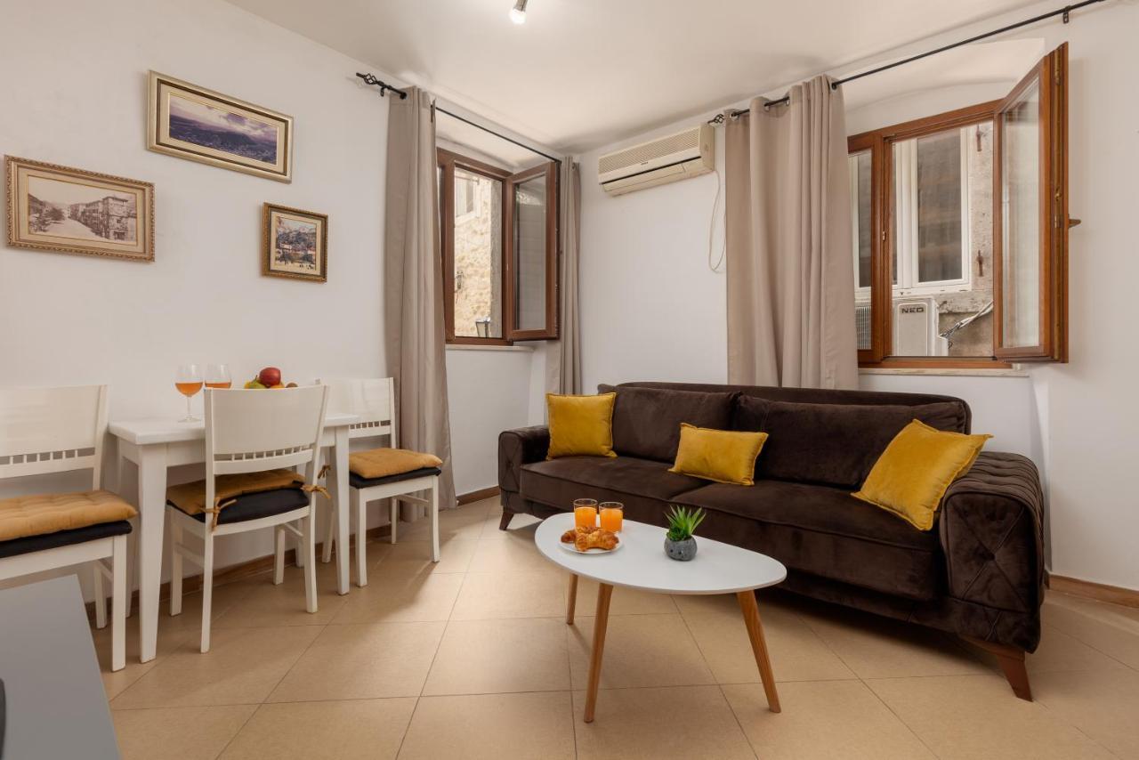 Apartment Amigo 2 Old Town Kotor Kültér fotó